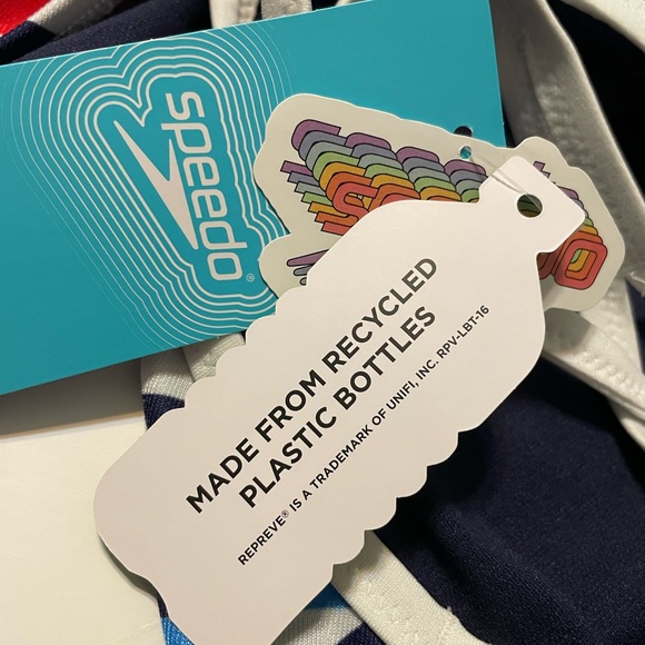 Speedo Red White and Blue Prolt Flyback One Piece Swimsuit Size 24 - Picture 14 of 14